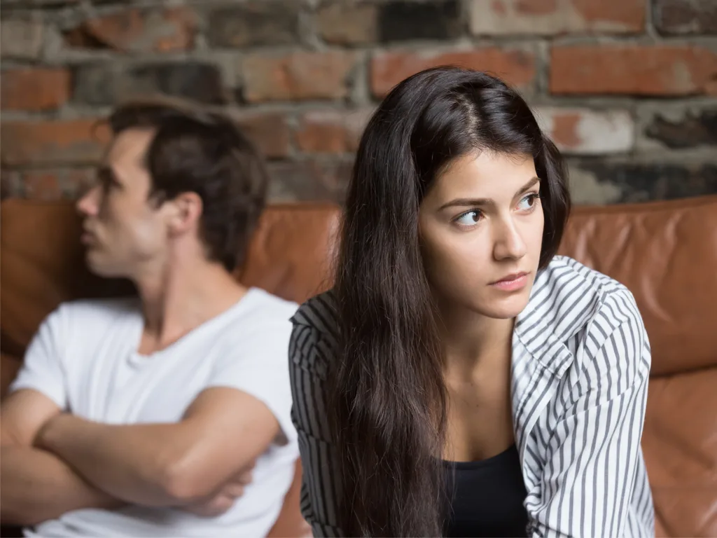 6 Red Flags to Look For in a Relationship